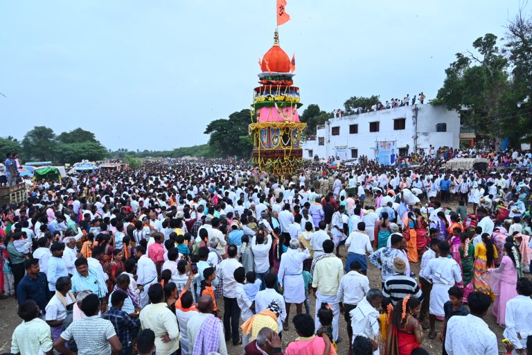 ಕಾನಮಡಗು ಶರಣಬಸವೇಶ್ವರ ಸ್ವಾಮಿಯ ರಥೋತ್ಸವ ಸಂಪನ್ನ